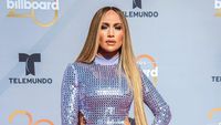 Rambut Super Panjang, Jennifer Lopez Bak Rapunzel di Dunia Nyata