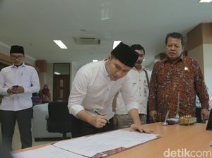 Emil Paparkan Pembangunan di Depan Akademisi dan Cabup se-Madura