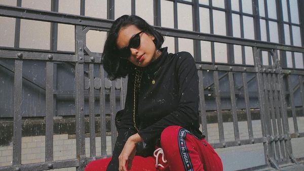 Intip Liburannya Si Cantik Eva Celia di Jerman