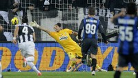 Catatan 49 laga tak terkalahkan Juventus berhasil dihentikan oleh Inter Milan setelah tumbang 1-3. (Foto: Claudio Villa/Getty Images)