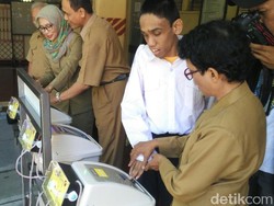 Kini Ada Bak Sampah Braille Bersuara Temuan Mahasiswa Yogya