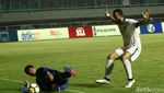 Foto: Indonesia vs Korea Utara Tanpa Pemenang