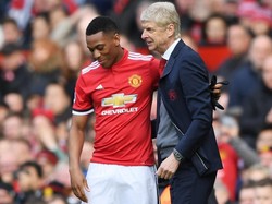 Wow! Arsene Wenger Pernah Ditawari Latih MU