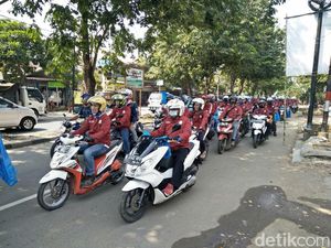 Bermotor, Ribuan Karyawan Honda Ramaikan Hari Buruh