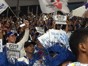 #2019GantiPresiden: Nongol di CFD, Menjamur di May Day