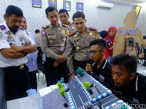Adu Kreasi Pelajar SMK/SMU Tekan Laka Lantas di Bojonegoro