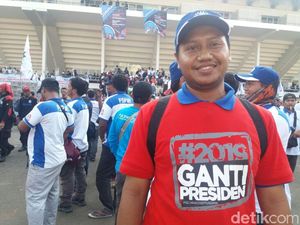 Video: Buruh KSPI Kenakan Kaus #2019GantiPresiden Video: Buruh KSPI Kenakan Kaus #2019GantiPresiden