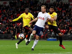 Spurs Atasi Watford 2-0