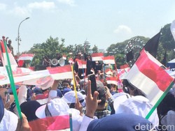 Tiba di Depan Istana, Buruh Bacakan Maklumat Rakyat Pekerja