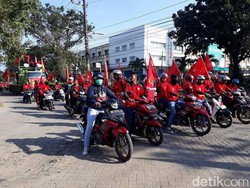 May Day, Massa Buruh di Makassar Gelar Konvoi