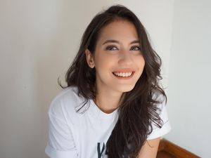 Pevita Bangga Filmnya Tayang di 2 Festival Film Internasional Pevita Bangga Filmnya Tayang di 2 Festival Film Internasional