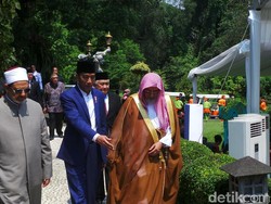 Momen Jokowi Makan Siang Bersama Imam Besar Al-Azhar di Bogor