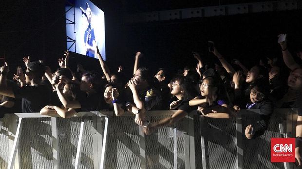 Absen Konser di Indonesia, Fall Out Boy Guncang Singapura