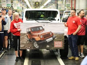 JK Wrangler Berhenti Produksi