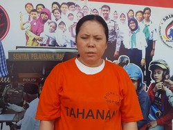 Jumiyanti Cukur Rambut Bayi Aditya agar Tak Dikenali