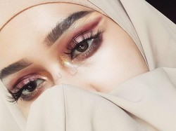 Gaya Kontroversi Beauty Vlogger Bercadar Indonesia