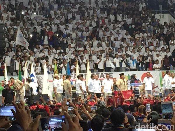 Potret KSPI Deklarasi Dukung Prabowo Jadi Capres di May Day