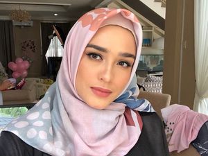 Cantiknya Yasmine Wildblood Berhijab, Bikin Mantan Terkesima? Cantiknya Yasmine Wildblood Berhijab, Bikin Mantan Terkesima?