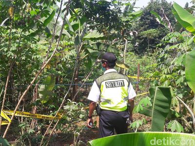 Foto: Geger Penemuan Mayat Bocah Dalam Karung di Bogor