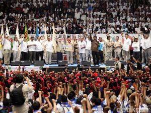 Potret Peringatan Hari Buruh di Berbagai Daerah