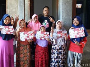 PDIP Wajibkan Caleg Bagi Brosur dan Kenalkan Gus Ipul-Puti