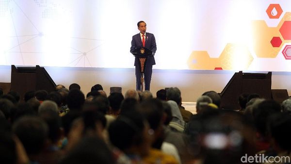 Presiden Jokowi Buka Pameran Migas di JCC