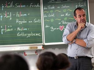 Hasil Studi: Sekolah di Jerman Butuh Lebih Banyak Mata Pelajaran Agama Islam