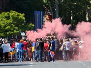 Puluhan Ribu Warga Armenia Berdemo, Lumpuhkan Ibu Kota Yerevan Puluhan Ribu Warga Armenia Berdemo, Lumpuhkan Ibu Kota Yerevan