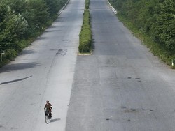 Sepinya Nyetir di Korea Utara, 1 Mobil Bisa Bebas di 10 Jalur