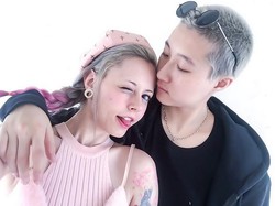 Putri Jackie Chan Nikahi Kekasih Wanitanya