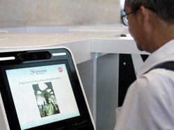 Singapura Uji Kamera Pengenal Wajah di Bandara Changi