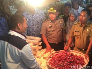 Kapolresta Cirebon Siap Tindak Tegas Pedagang Nakal Saat Ramadan Kapolresta Cirebon Siap Tindak Tegas Pedagang Nakal Saat Ramadan