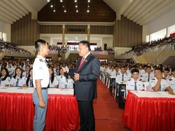 Hardiknas, Gubernur Sulut Jadi Guru Zaman Now