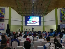 May Day, Buruh Tuntut Janji Ridwan Kamil-Oded M Danial