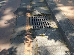 Penutup Saluran Banyak Dicuri, Risma Ancam Pidanakan Pelaku