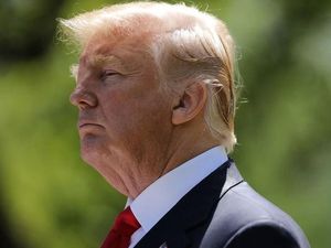 Donald Trump Tiba di Singapura untuk Bertemu Kim Jong Un