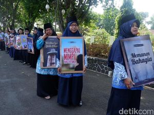 Keren! Peringati Hardiknas, 76 Guru di Banjarnegara Luncurkan Buku