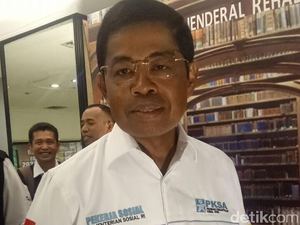 Kasus PKH Lamongan Disetop, Mensos: Bukti Pendamping Tak Berpolitik Kasus PKH Lamongan Disetop, Mensos: Bukti Pendamping Tak Berpolitik