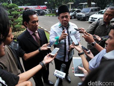 Fahri Hamzah Diperiksa Terkait Sohibul Iman