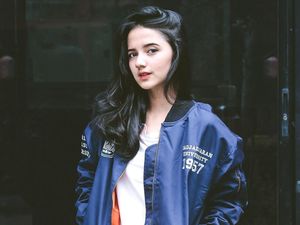 Ini Rhesma Anissa, Selebgram Cantik Asal Bogor Pemilik Senyuman Manis