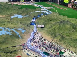 Kereta Cepat Jakarta-Bandung Pakai Teknologi China