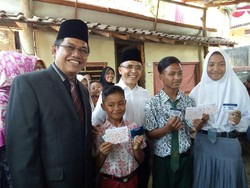 Di Banyuwangi, Pelajar Tak Mampu Diberi Uang Saku Setiap Hari