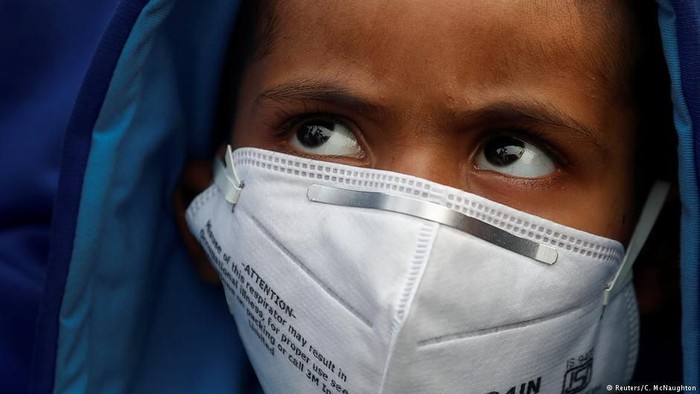 Anak-anak jadi korban polusi udara tiap tahunnya. Foto: DW (Soft News)
