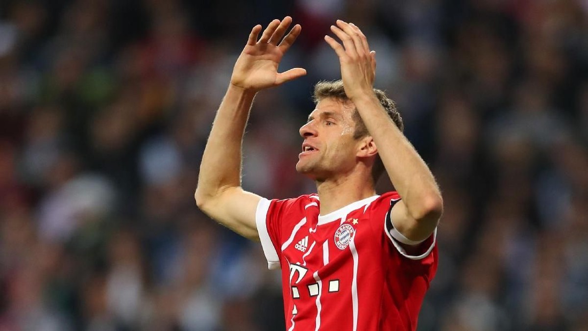Thomas Mueller membuka peluang dirinya meninggalkan Bayern Munich (Catherine Ivill/Getty Images)