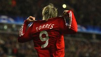 Pada leg kedua babak 16 besar musim 2008/2009, Liverpool pesta gol ke gawang Madrid dengan Fernando Torres mencetak gol pertama. (Foto: Laurence Griffiths/Getty Images)