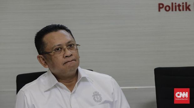 Luncurkan Kartu Nikah, DPR Minta Kemenag Kaji Ulang