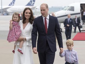 Sosok Kakak Seperti Apakah Pangeran George dan Putri Charlotte?