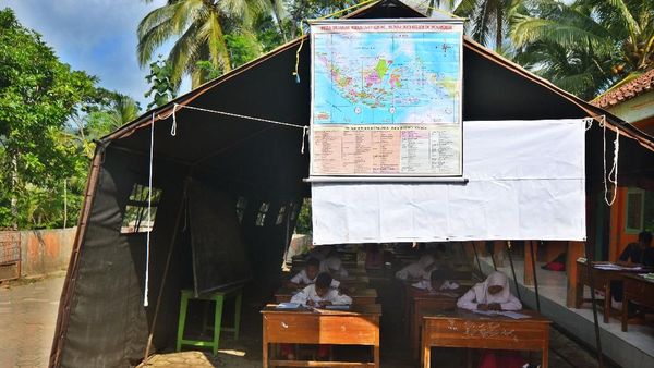 Pasca Hardiknas, Begini Potret Muram Pendidikan Indonesia