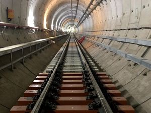 RI Bisa Bikin Kereta Sendiri, Tapi Relnya Masih Impor 100%