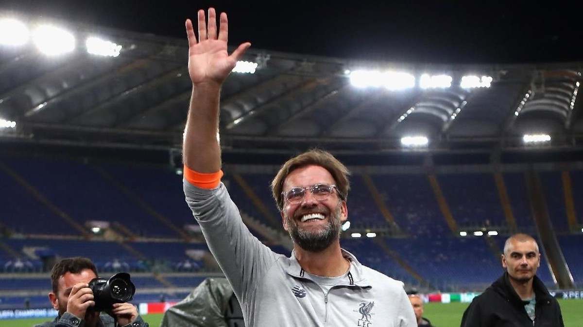 Manajer Liverpool Juergen Klopp menilai timnya beruntung tetap lolos saat dikalahkan AS Roma 2-4. (Foto: Julian Finney/Getty Images)